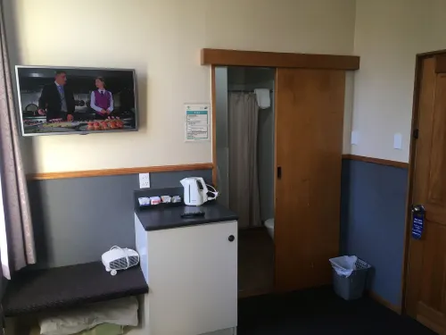 Leviathan Hotel Photos