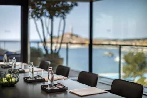 Grand Park Hotel Rovinj by Maistra Collection Business Photos