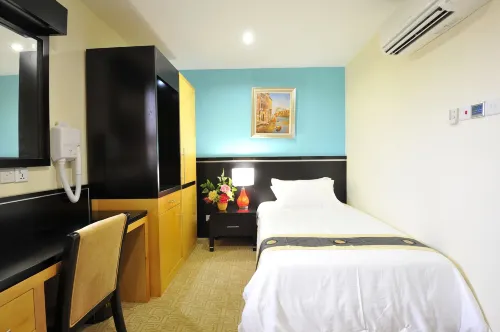 Hallmark View Hotel Photos