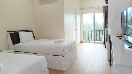 P.T. Grand Hotel Rooms Photos