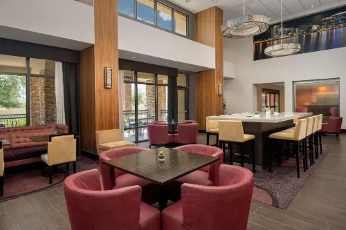 Hampton Inn & Suites by Hilton Phoenix Tempe Dining Photos