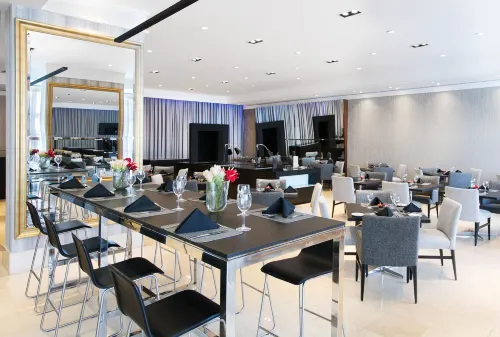 Meliá Jardim Europa Dining Photos