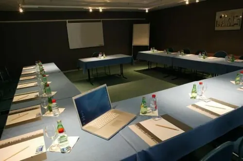 New Hotel Charlemagne Business Facilities Photos