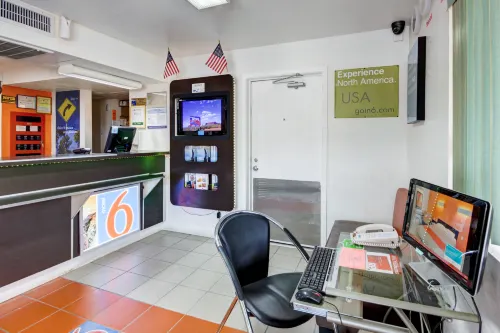 Motel 6 Saint George, UT Public Areas Photos