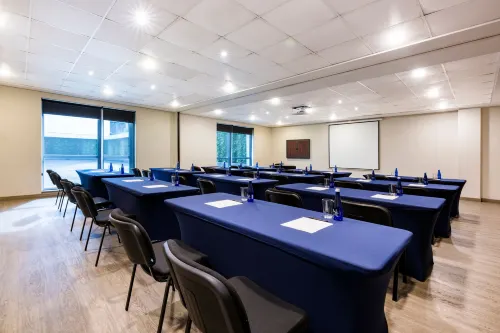 City Express Plus by Marriott Cali Colombia Business Facilities Photos
