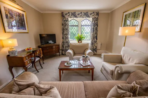 Ashdown Park Hotel Rooms Photos