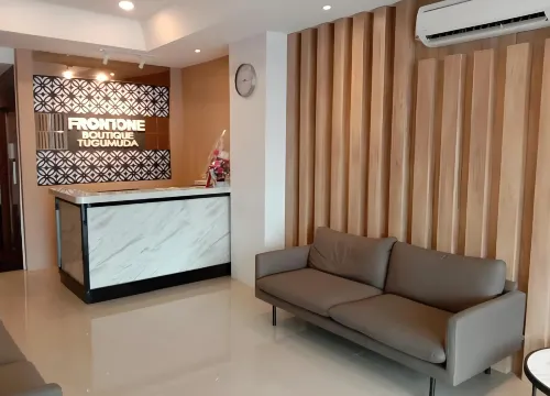 Front One Boutique Tugu Muda Semarang Area Publik Photos