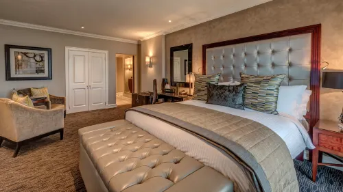 InterContinental Hotels Johannesburg O.R.Tambo Airport Zimmer Photos