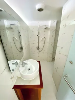 Art Deluxe Hotel Номера Photos