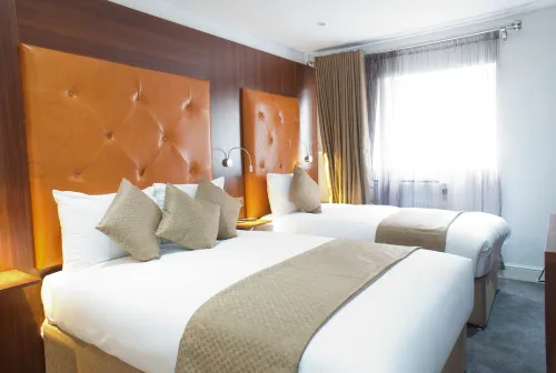 Trivelles Rochester Rooms Photos