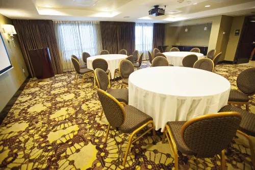 Crowne Plaza Houston Galleria Area Restauration Photos