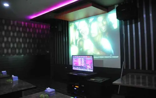 Grand Krakatau Hotel Serang Photos