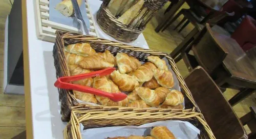 Kyriad Marne la Vallee  - Torcy Makanan Photos