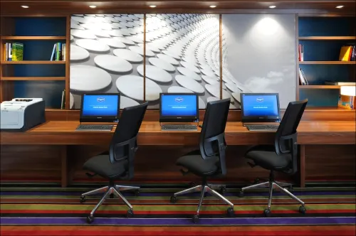 Hampton by Hilton Birmingham Broad Street Business Facilities Photos