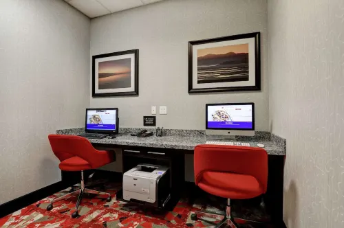 Hampton Inn by Hilton Chilliwack Business Photos