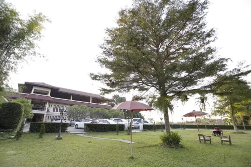 Royal Princess City Lamphun Hotel Extérieur Photos