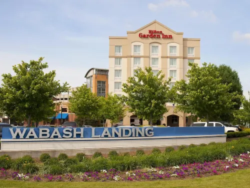 Hilton Garden Inn West Lafayette Wabash Landing Exterior Photos