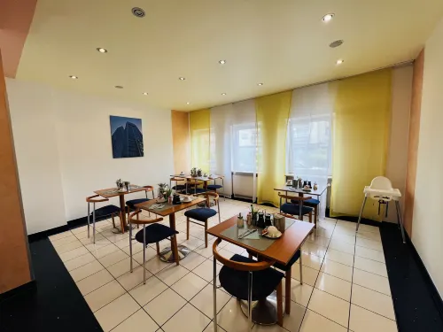 Hotel Niederräder Hof Mahlzeiten Photos