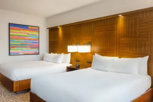 Hilton New York Times Square Rooms Photos