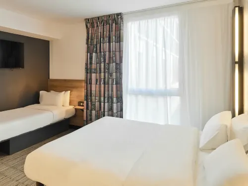 B&B Hotel Marne-la-Vallée Val d'Europe Zimmer Photos