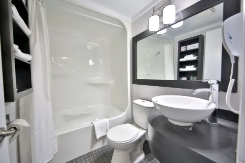 Motel Newstar Laval Rooms Photos
