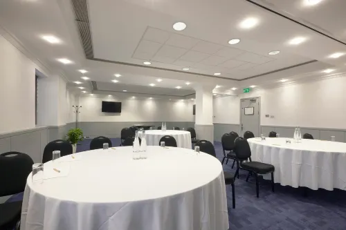 Stamford Bridge Hotel London Business Facilities Photos