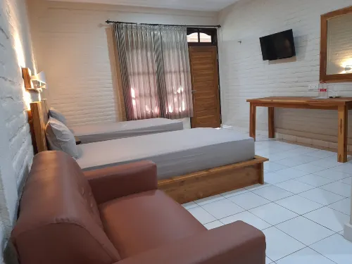 Puri Bali Hotel Zimmer Photos