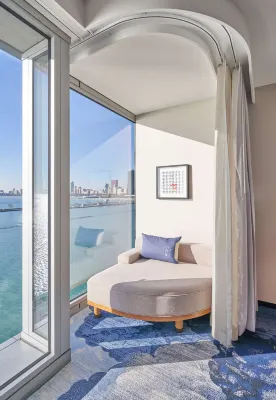 Sable at Navy Pier Chicago, Curio Collection by Hilton Rooms Photos