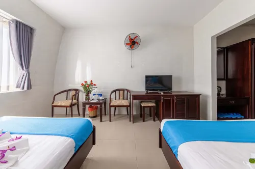 Phong Lan 2 Hotel Photos