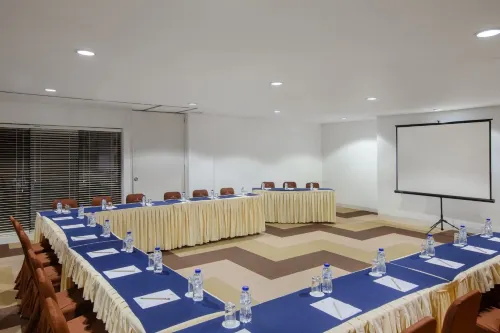 Amaris Hotel Padjajaran Bogor Business Photos