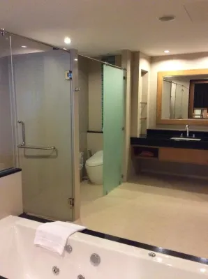 The Heritage Pattaya Beach Resort Zimmer Photos
