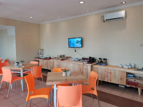 Catur Putra Hotel Magelang Makanan Photos