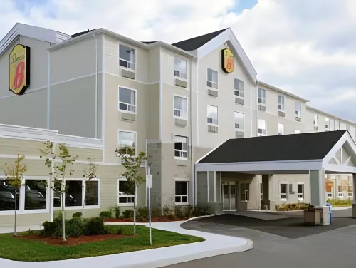 Super 8 by Wyndham Peterborough Chambres Photos