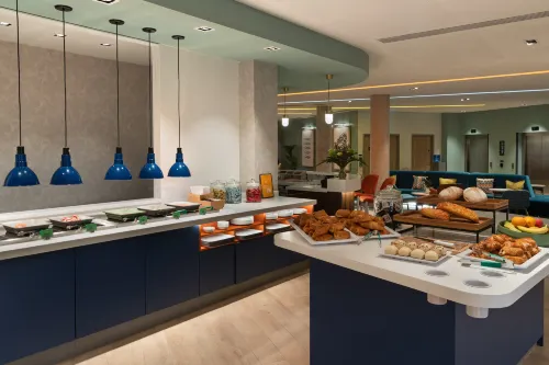 Hampton by Hilton Torquay Restauration Photos
