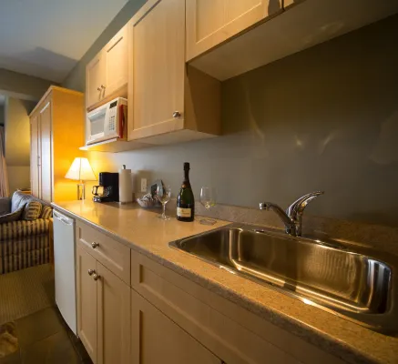 Sidney Waterfront Inn & Suites Chambres Photos