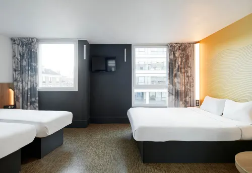 B&B HOTEL Paris Saint-Denis Pleyel Photos
