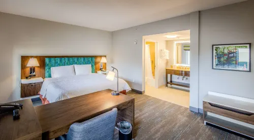 Hampton Inn & Suites Seattle/Kent Photos