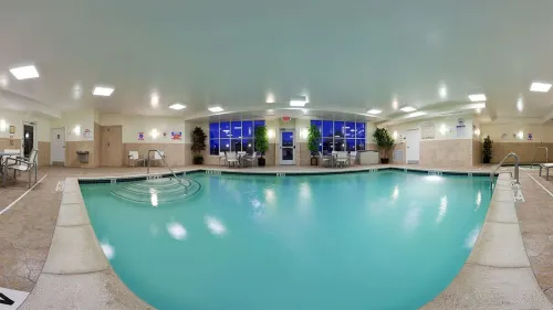 Holiday Inn Express & Suites Auburn Hills Loisirs et amusements Photos