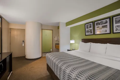 Eod SureStay Hotel by Best Western Mesa Superstition Springs Photos