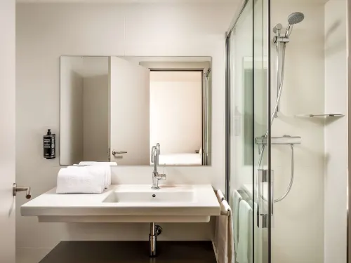 Ibis Styles Barcelona Centre Photos