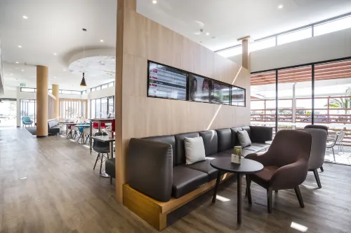 ibis Mackay Public Areas Photos