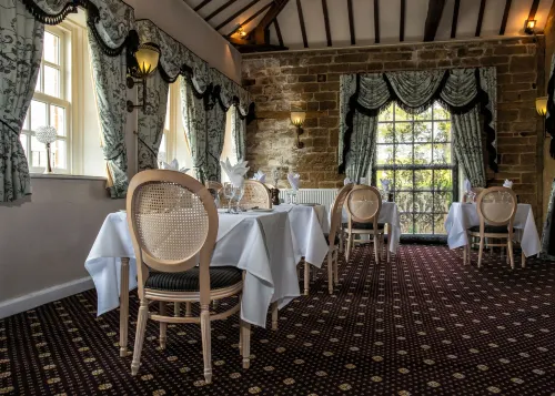 Cbh Waterton Park Hotel and Spa Dining Photos