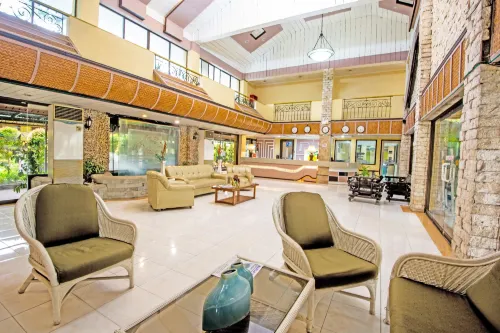 Family Country Hotel & Convention Center Aree comuni Photos