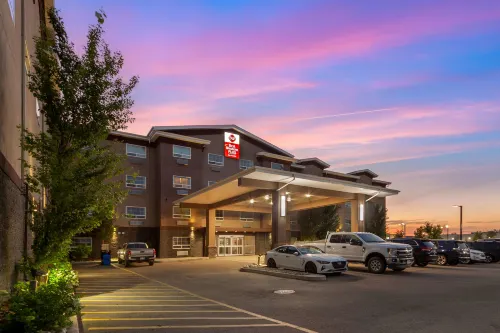 Best Western Plus Fort Saskatchewan Inn  Suites Extérieur Photos