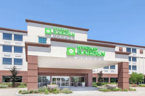 Wyndham Garden Elk Grove Village/O'Hare Exterior Photos