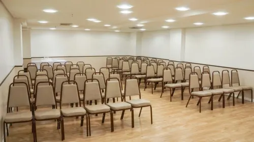 Plaza São Rafael Hotel Business Facilities Photos
