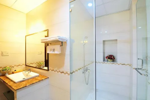 Marguerite Hotel Kamar Photos