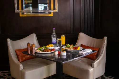The Park Tower Knightsbridge, a Luxury Collection Hotel, London Restauration Photos