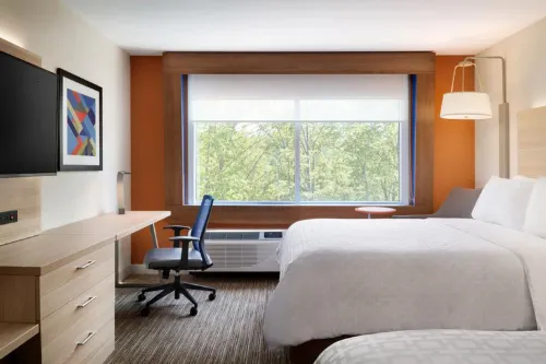 Holiday Inn Express New Rochelle Rooms Photos