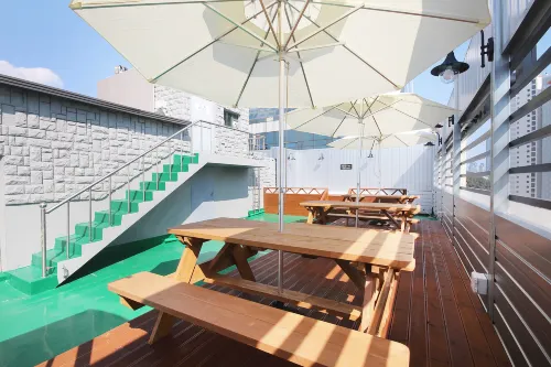 HY Realty Hotel Public Areas Photos